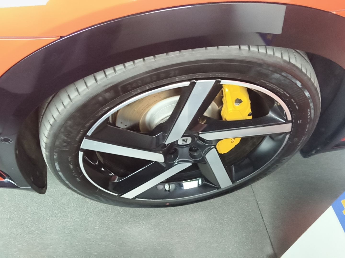 Xiaomi Auto YU7 2025 Ultra-Long Range High-Performance All-Wheel-Drive Max Edition — снимка 10
