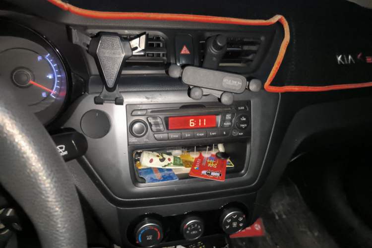 Used Kia K2 2015 Sedan 1.4L MT GLS
