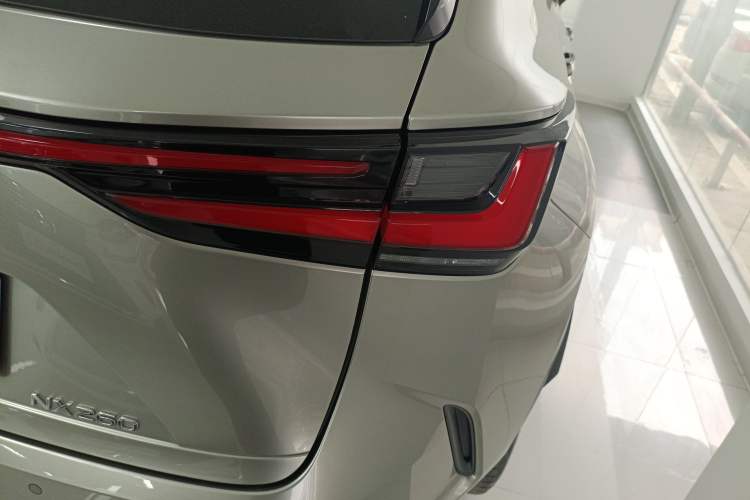 Used Lexus NX 2022 260 Front-Wheel Drive Chuan Yue Edition
