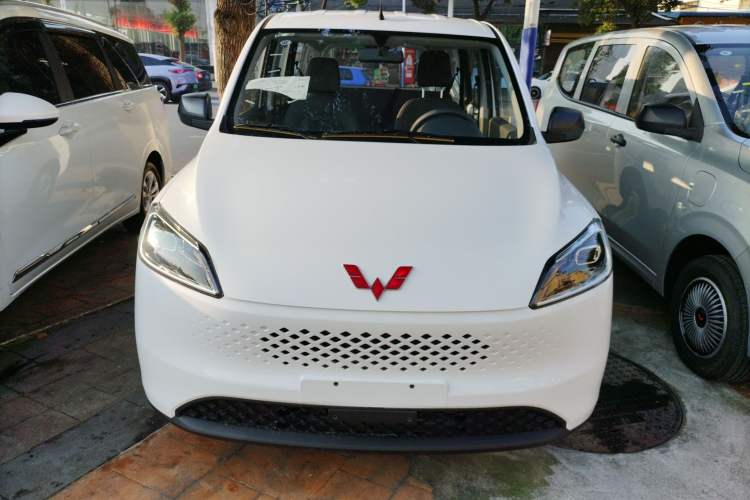 Used Wuling Hongguang New Energy 2025 Extended-Range Hybrid 50 km Utility Version