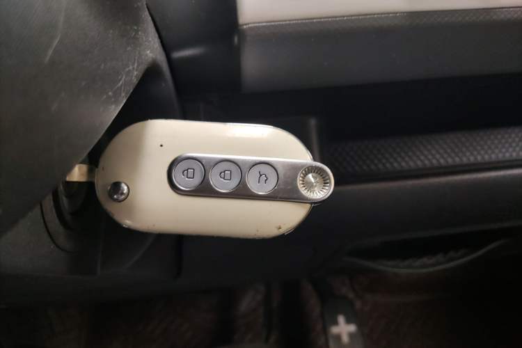 Used Wuling Hongguang MINIEV 2022 GAMEBOY 200km Play Edition with Lithium Iron Phosphate