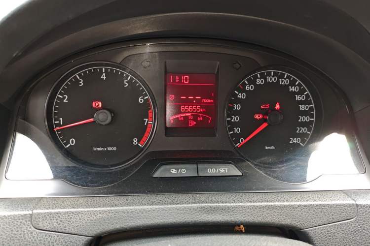 Used Volkswagen Santana 2013 1.6L Manual Comfort Edition
