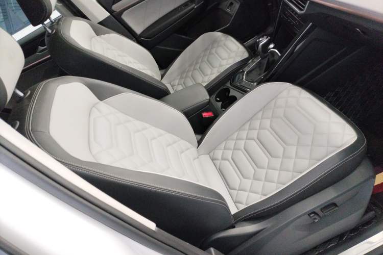 Used Volkswagen Tayron 2023 300TSI Two-Wheel-Drive Luxury Plus Advanced Edition