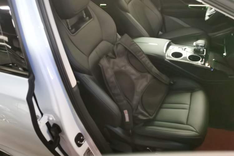 Used Hongqi HS3 PHEV 2024 PHEV 115km Jingwei Edition
