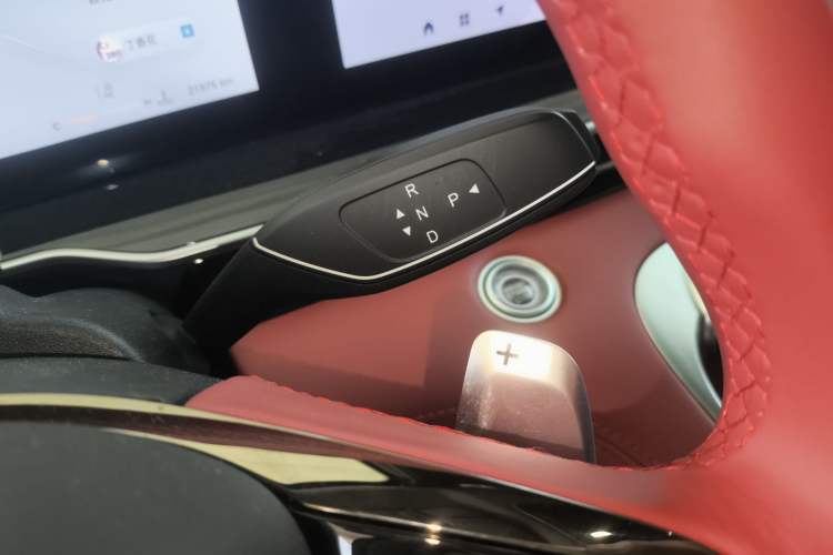 Used EXEED Stellar 2023 400T Two-Wheel Drive Comfort Flyfish Edition