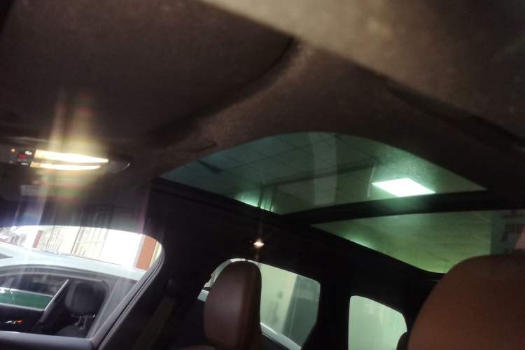 Used Volvo XC60 2023 B5 4x4 Smart Luxury Edition Headliner