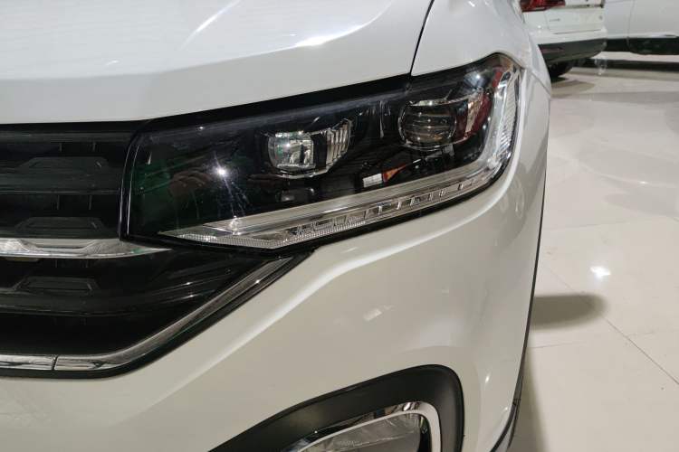 Used Volkswagen Tacqua 2020 1.5L Automatic Yue
