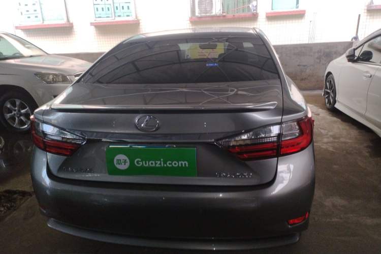 Used Lexus ES 2015 200 Elite Edition
