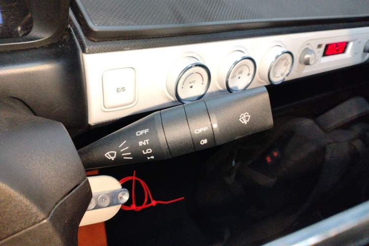 Used Wuling Hongguang MINIEV 2022 GAMEBOY 300km Enthusiast Model with Lithium Iron Phosphate