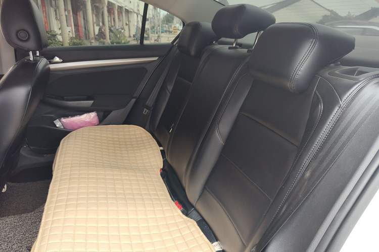 Used Volkswagen Bora 2021 1.5L Automatic Fashionable Smart Connectivity Version Left Rear Seat