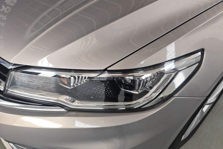 Used Volkswagen Bora 2021 1.5L Automatic Elite Smart Connect Edition Left Front Headlight