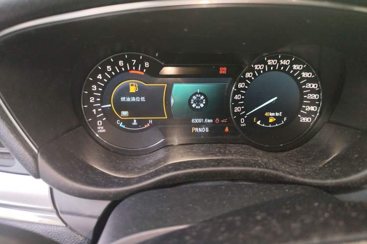 Used Lincoln MKC 2016 2.0T Two-Wheel Drive Deluxe Edition