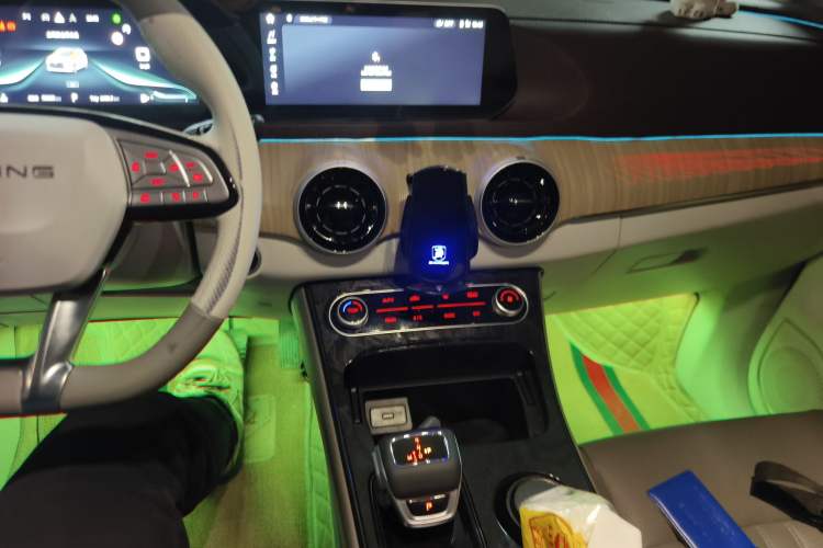 Used FORTHING Yacht 2022 1.5T DCT Chasing-the-Waves Edition