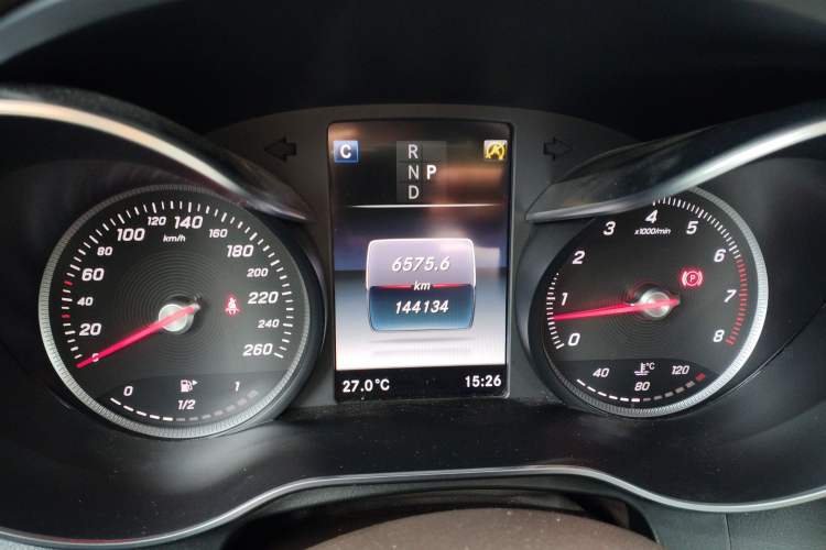 Used Mercedes-Benz GLC 2018 Refreshed GLC 300 4MATIC Dynamic Edition Instrument Cluster