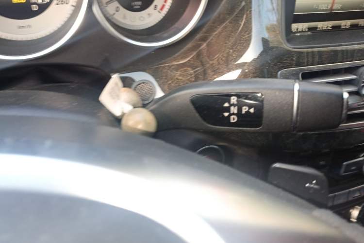 Used Mercedes-Benz CLS 2013 CLS 350 Shooting Brake Fashion Edition Gear Lever