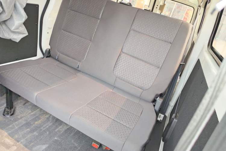 Used CHANGAN KAICHENG Ruixing EM80 2025 Passenger Version Comfort Model 7 Seats 300 km Side-Hinged Doors Left Rear Seat