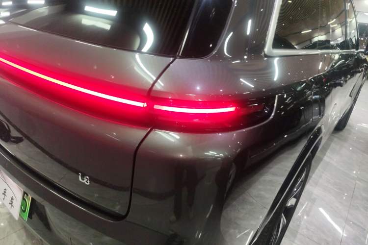 Used Li Auto L8 2023 Air model
