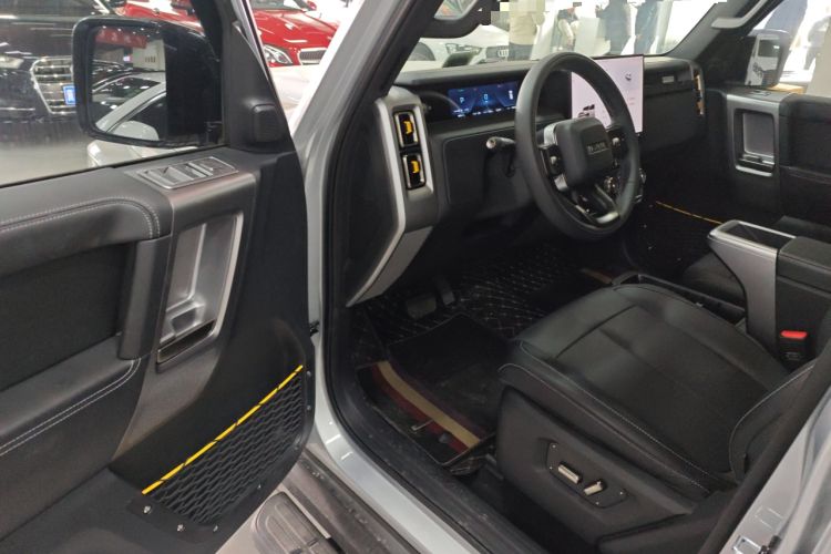 Used iCAR V23 2025 501 Four-Wheel Drive Intelligent Driving Version