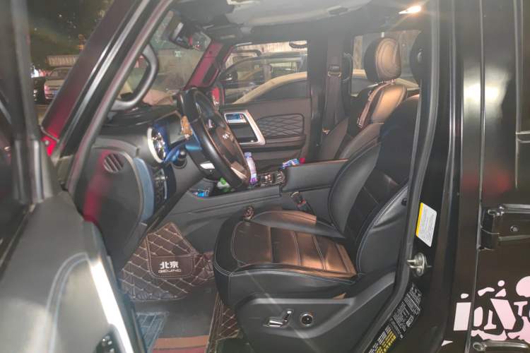 Used BAIC Off-Road BJ40 2021 2.0D Automatic Four-Wheel Drive Blade Hero Edition Adventurer Type Left Front Seat