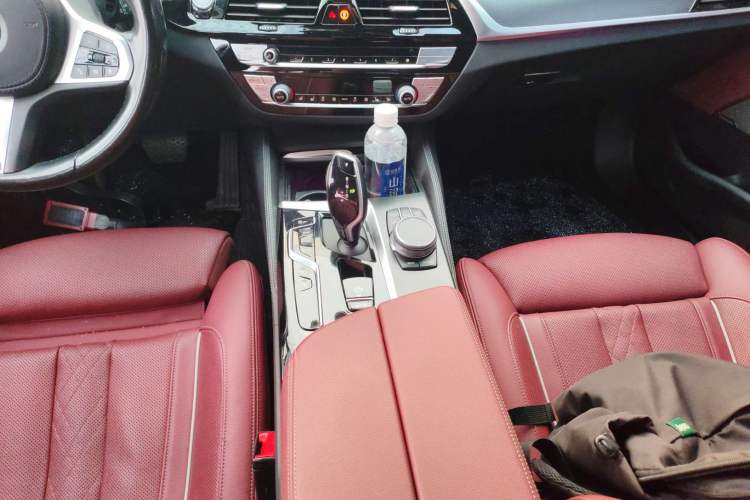 Used BMW 5 Series New Energy 2022 535Le Pioneer Edition M Sport Package
