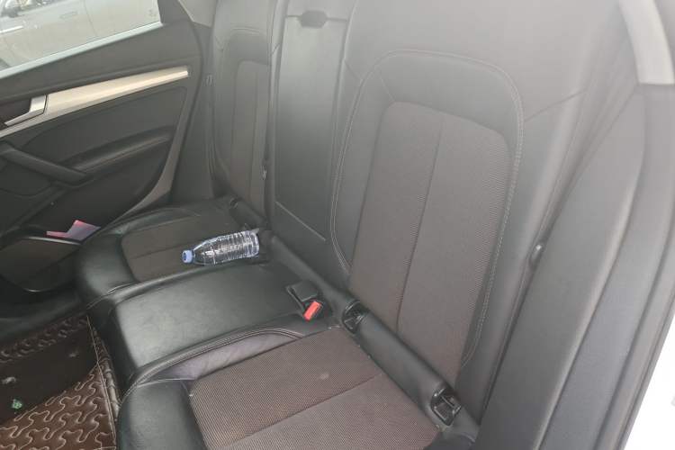 Used Audi Q5L 2018 40 TFSI Prestige Fashion Edition China V Left Rear Seat