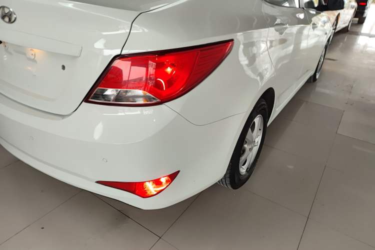 Used Hyundai Verna (older generation) 2014 1.4L Automatic Smart GLS
