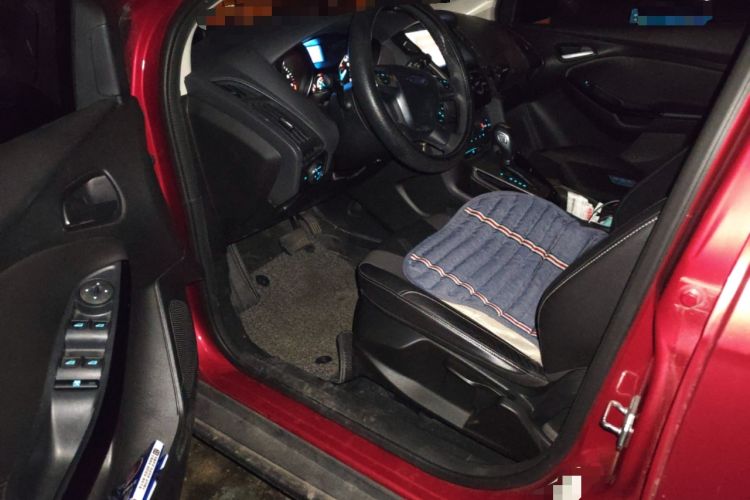 Used Ford Focus 2012 Hatchback 1.6L Automatic Fashion Edition