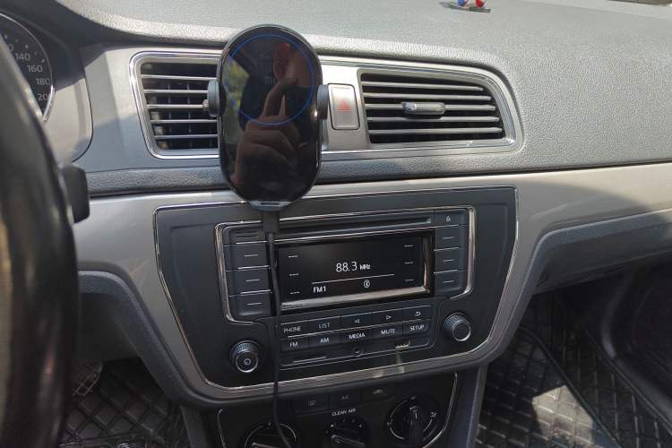 Used Volkswagen Lavida 2017 1.6L Automatic Comfort Edition
