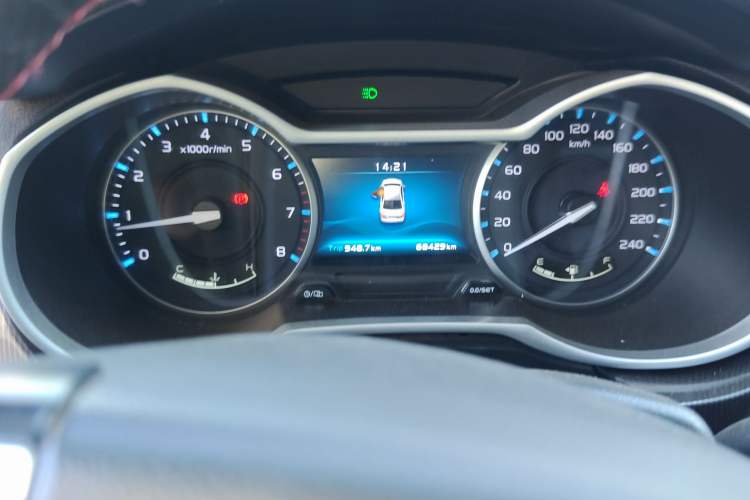 Used Geely Auto Emgrand 2017 Sedan Million Edition 1.5L Manual - Upward Version Odometer Close Up