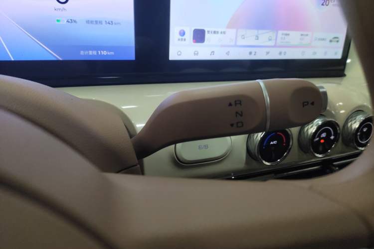 Used Wuling Bingo 2025 333 km Lingxi Connected Version
