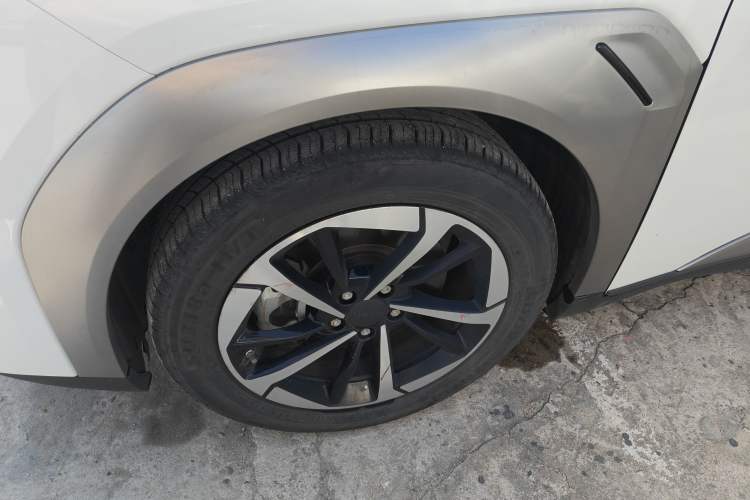 Used AION Y 2022 Plus 70 Smart Edition