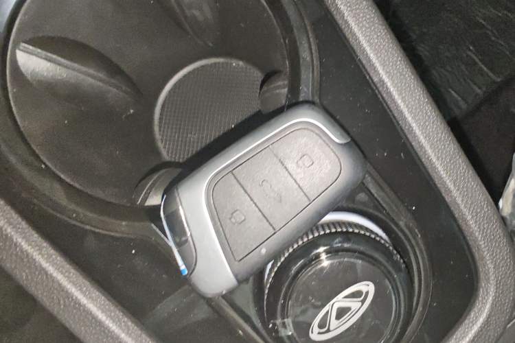 Used Chery QQ Little Ant 2024 Revised Version Youth Edition 251 km True Love Edition 25.05 kWh