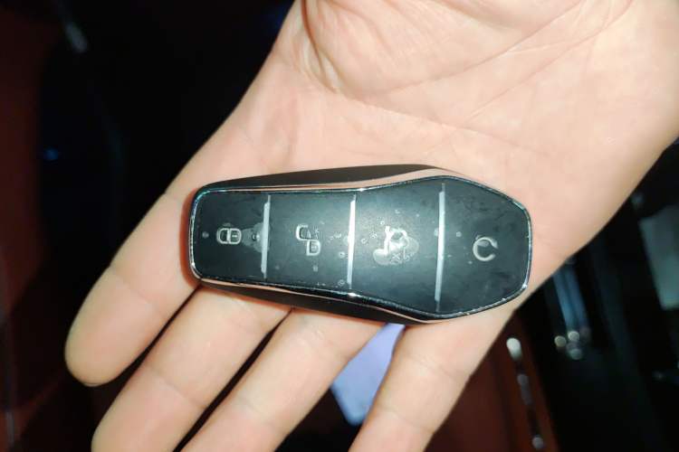 Used BYD Tang L 2025 DM 215KM LiDAR Flagship Model