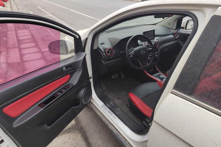 Used BAIC New Energy EX 2016 EX200 Active Edition
