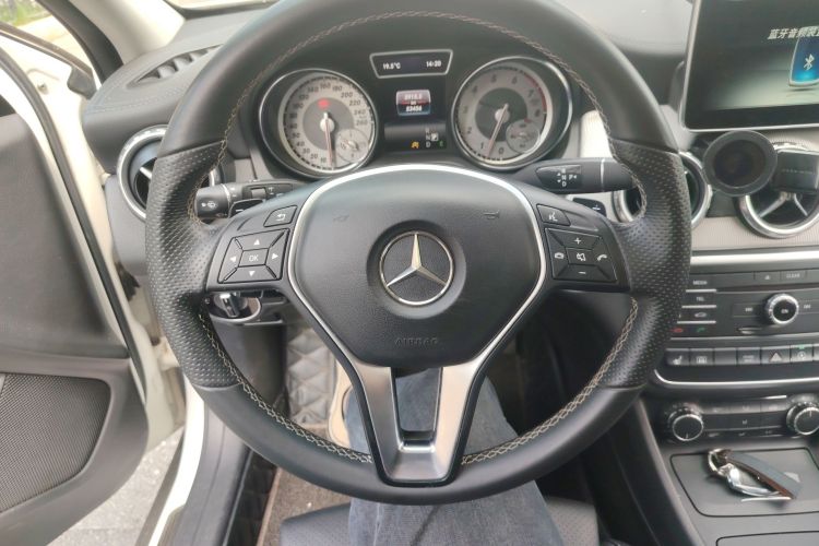 Used Mercedes-Benz GLA 2016 GLA 220 4MATIC Fashion Edition
