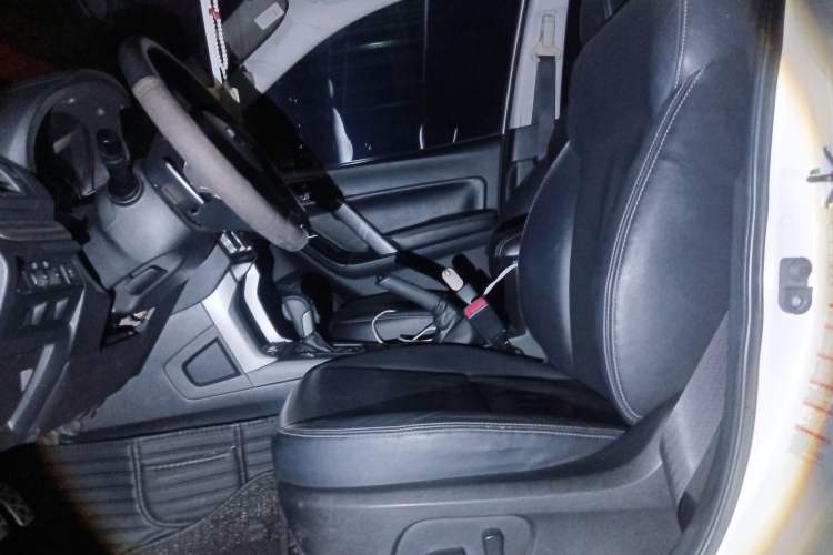 Used Subaru Forester 2015 2.0i Special Edition Commemorative Model
