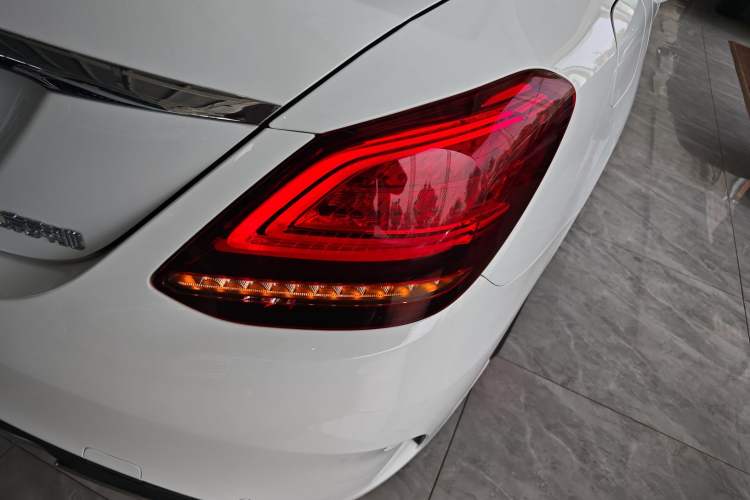 Used Mercedes-Benz C-Class 2020 C 260 L Sport Edition Right Rear Taillight