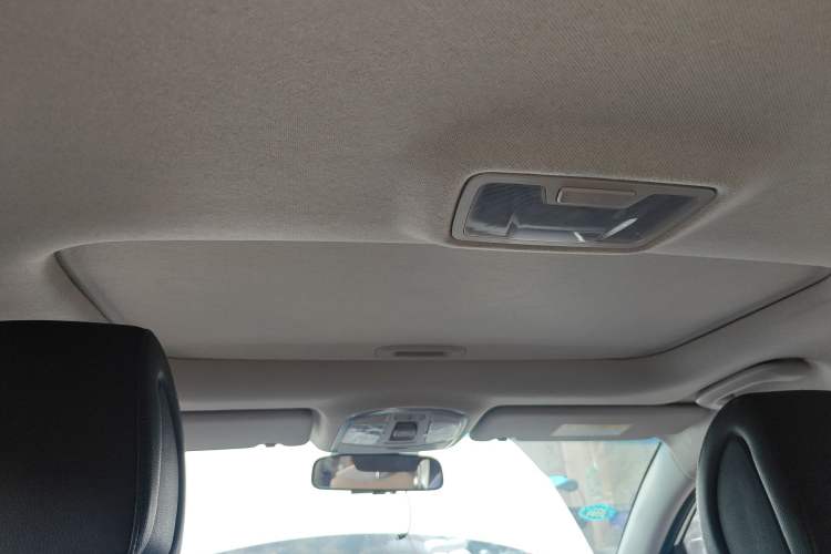 Used Hyundai Tucson 2015 1.6T Dual-Clutch Two-Wheel-Drive Smart Model
