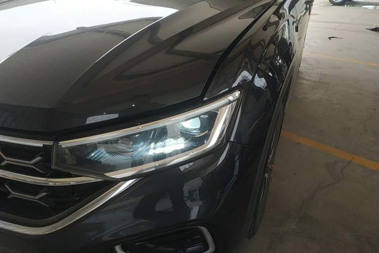 Used Volkswagen Tayron 2024 300TSI Two-Wheel-Drive Luxury Plus Advanced Version
