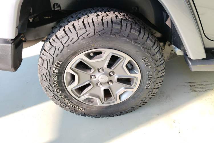 Used Jeep Wrangler 2017 3.0L Sahara Four-Door Comfort Edition
