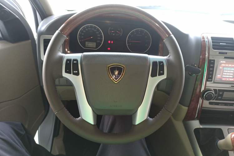 Used Jinbei Grace 2010 2.7L 3rd Generation Yu Ling Luxury Version Long Wheelbase 9-Seater Equipped with 2TR Engine