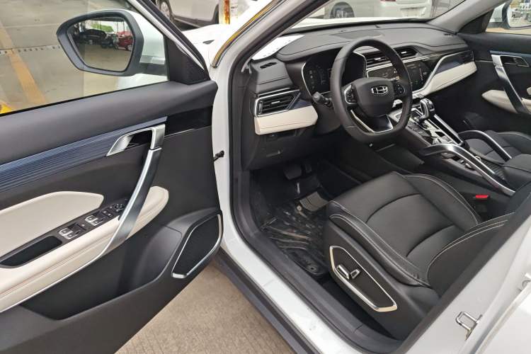 Used Geely Auto Emgrand X7 Sport 2022 Boyue X 1.8TD DCT Smart Model Driver Seat