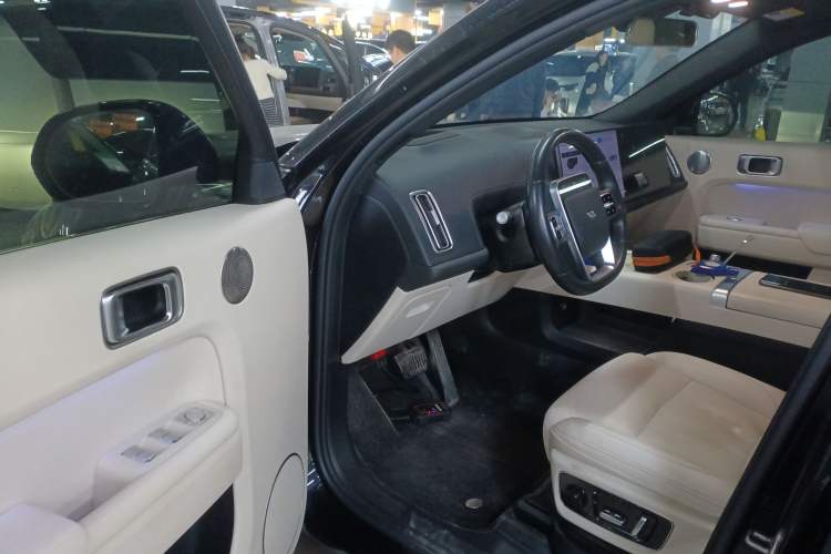 Used Li Auto L7 2024 Ultra Model
