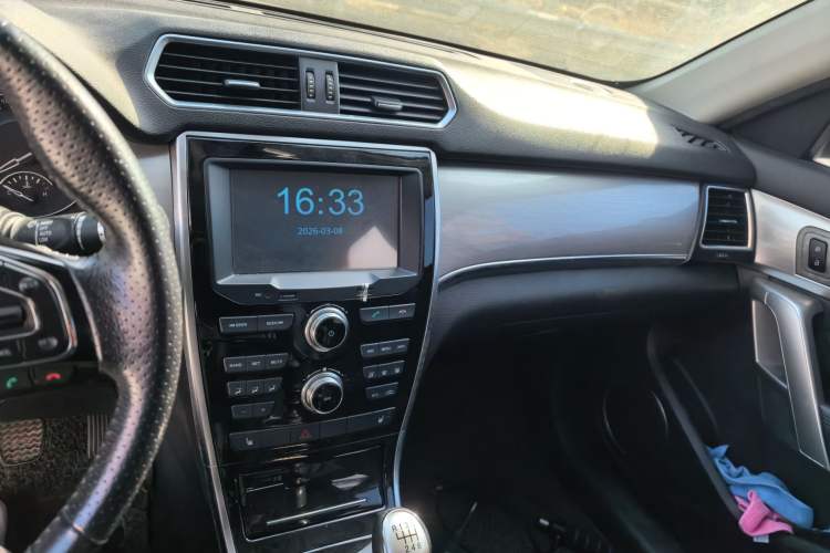 Used Haval H2 2014 1.5T Manual Two-Wheel Drive Elite Edition