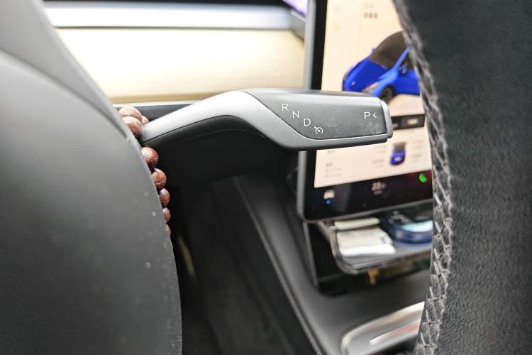 Used Tesla Model Y 2022 Rear-Wheel-Drive Version
