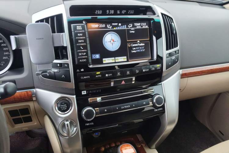 Used Toyota Land Cruiser 