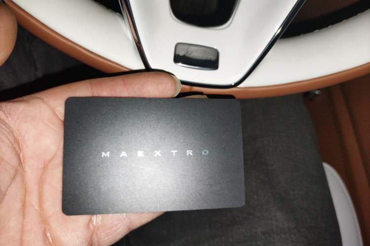 Used Hima S800 2025 Model, Range-Extended Starlight Executive Edition, 4 Seats
