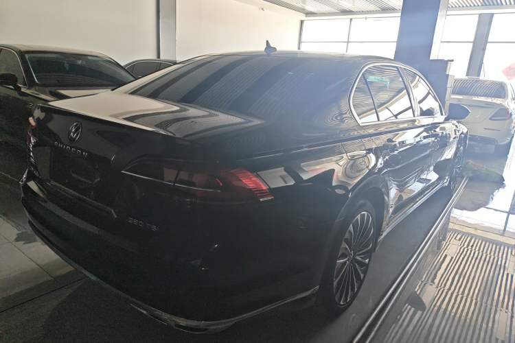 Used Volkswagen Phideon 2021 380TSI Prestige Edition
