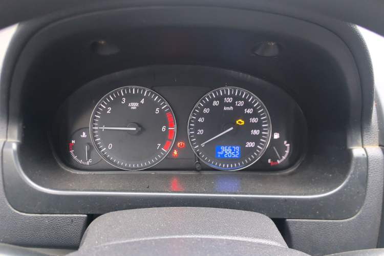 Used BAIC Weiwang M20 2014 1.5L practical type BJ415A Instrument Cluster
