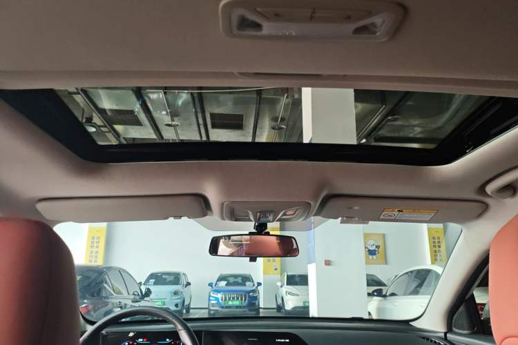 Used CHANGAN Eado 2023 Changan Edition PLUS Blue Whale NE 1.4T GDI DCT Prestige Version
